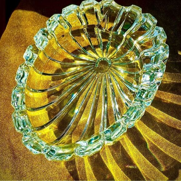 ♥️ Cigar Ashtray, Thick Heavy Clear Crystal Deep Cigar or pipe Ashtray - Picture 1 of 13